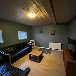 Large Vacation For 12 People *