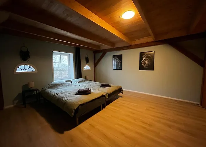 Semesterbostad Large Vacation For 12 People *